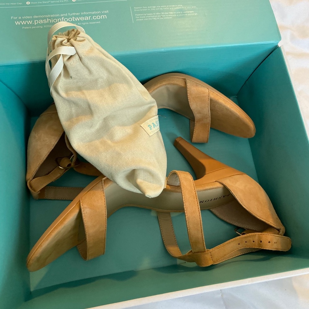 New in box Pashion heels! Nude color, never used!